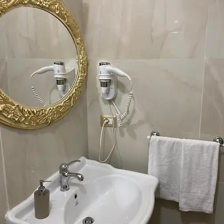 Maria Francesca Nocleg ze śniadaniem 4*