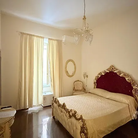 Oda ve Kahvaltı Maria Francesca Napoli