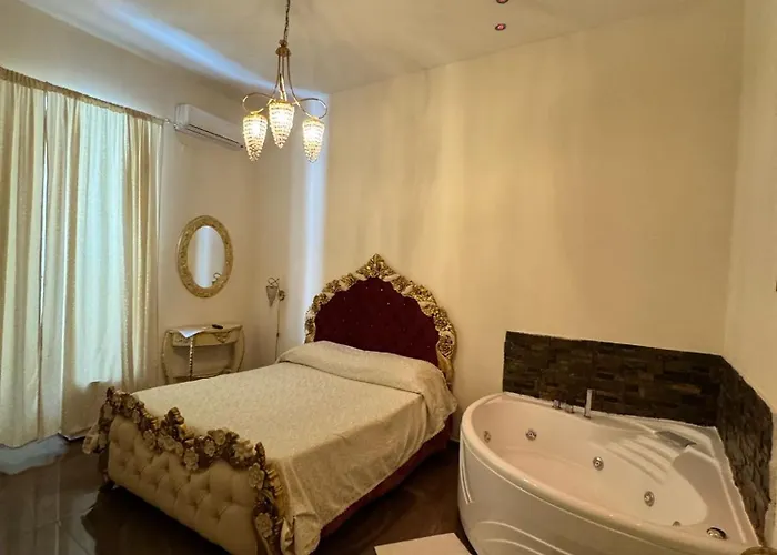 לינה וארוחת בוקר Maria Francesca 4*